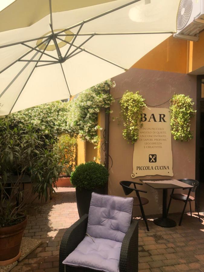 Hotel Del Corso Боргоманеро Экстерьер фото